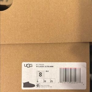 UGG Classic Ultra Mini Boots - Black